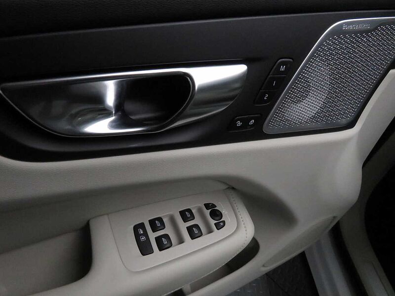 Volvo Ultra, B5 AWD 마일드 하이브리드, 가솔린, 다크