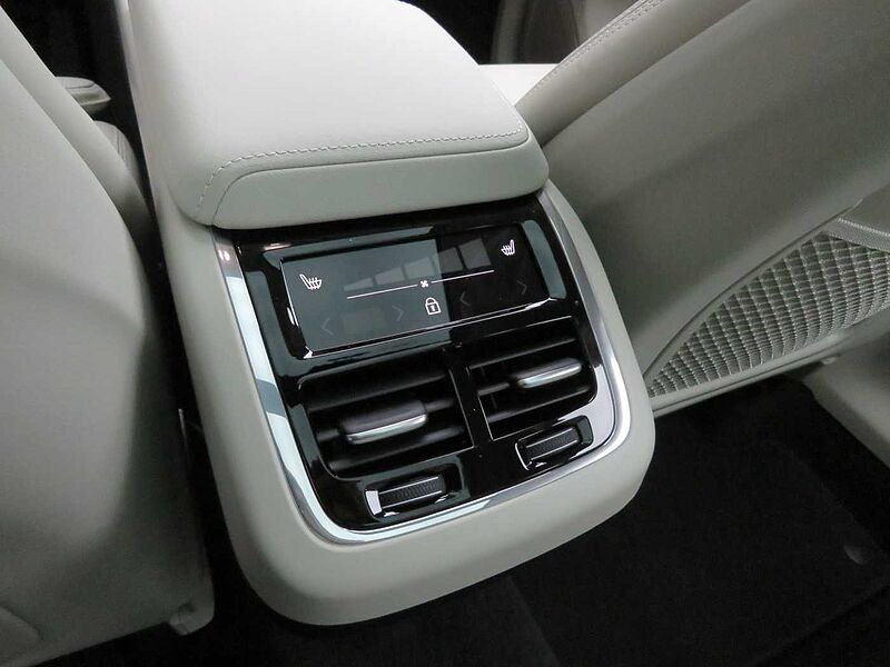 Volvo Ultra, B5 AWD 마일드 하이브리드, 가솔린, 다크