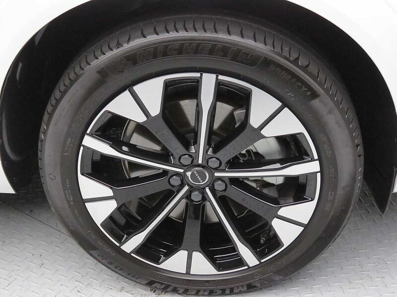 Volvo  Ultra, B5 AWD 마일드 하이브리드, 가솔린, 다크