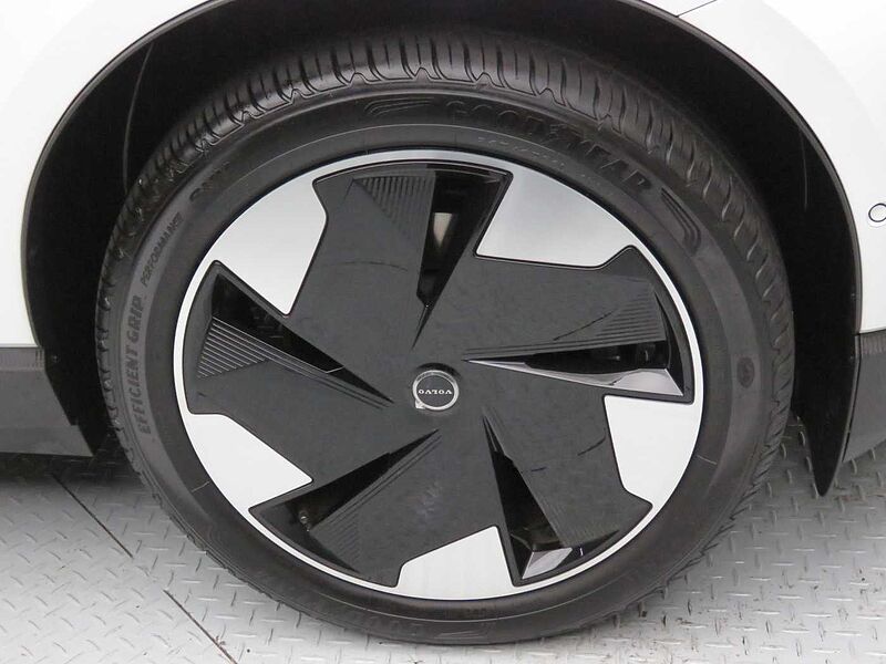 Volvo  Ultra, Single Motor Extended Range, 전기