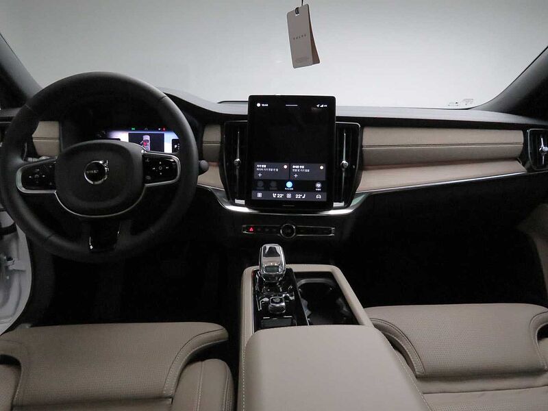 Volvo Ultra, B5 마일드 하이브리드, 가솔린, 브라이트