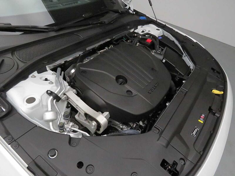 Volvo Ultra, B5 마일드 하이브리드, 가솔린, 브라이트