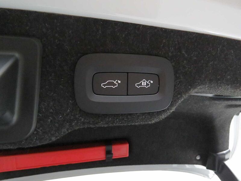 Volvo Ultra, B5 마일드 하이브리드, 가솔린, 브라이트