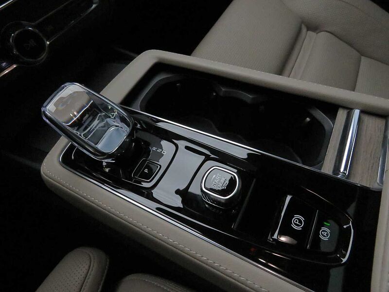 Volvo Ultra, B5 마일드 하이브리드, 가솔린, 브라이트