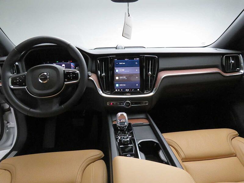 Volvo Ultra, B5 AWD 마일드 하이브리드, 가솔린, 브라이트