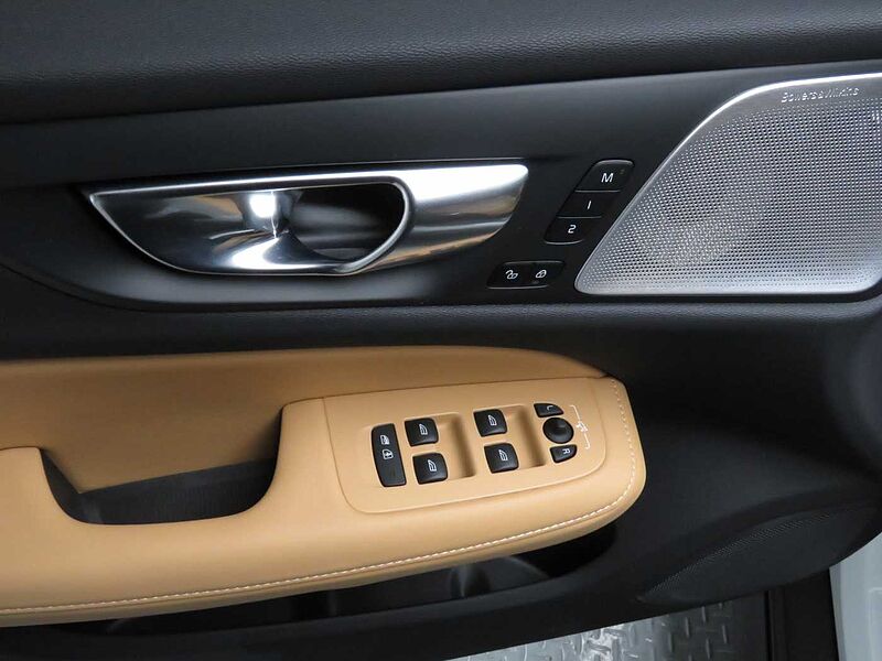 Volvo Ultra, B5 AWD 마일드 하이브리드, 가솔린, 브라이트