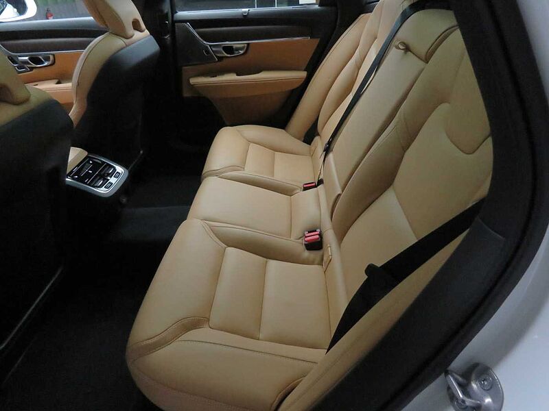 Volvo Ultra, B5 AWD 마일드 하이브리드, 가솔린, 브라이트