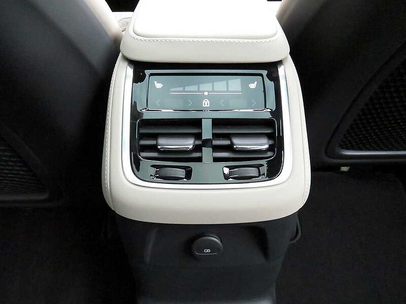 Volvo  Ultra, T8 AWD 플러그-인 하이브리드, 전기/가솔린, 브라이트, 7 좌석