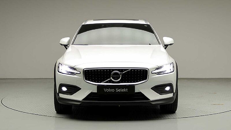 Volvo  Pro, B5 AWD mild hybrid