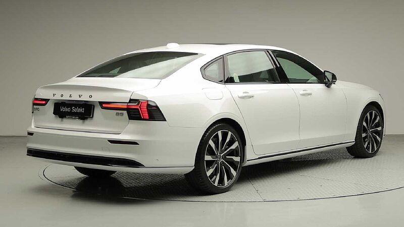 Volvo  Ultra, B5 마일드 하이브리드, 가솔린, 다크
