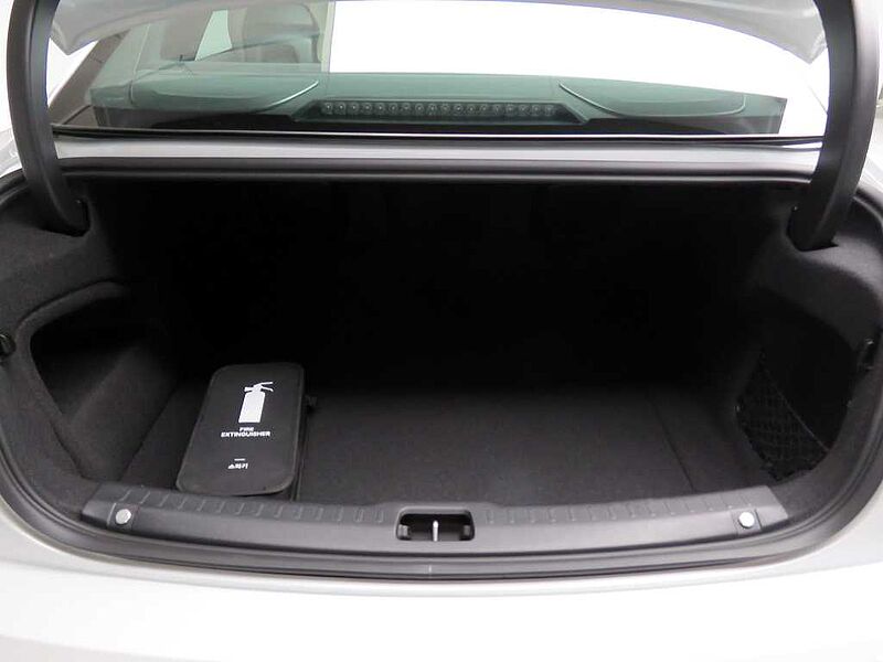 Volvo  Ultra, B5 마일드 하이브리드, 가솔린, 다크