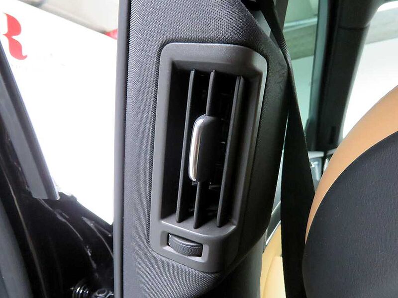 Volvo Inscription, B6 AWD (300 hp) aut 5 seat, 분리된 7개의 좌석