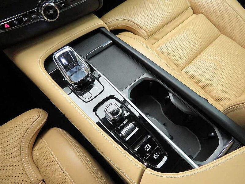 Volvo Inscription, B6 AWD (300 hp) aut 5 seat, 분리된 7개의 좌석