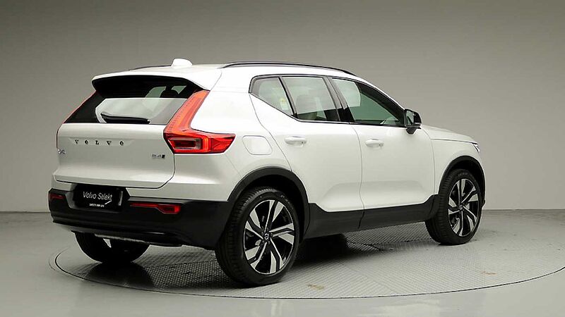 Volvo Ultra, B4 AWD 마일드 하이브리드, 가솔린, 다크