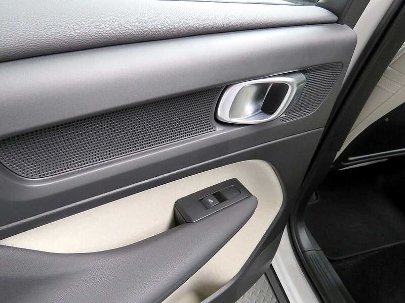 Volvo Ultra, B4 AWD 마일드 하이브리드, 가솔린, 다크