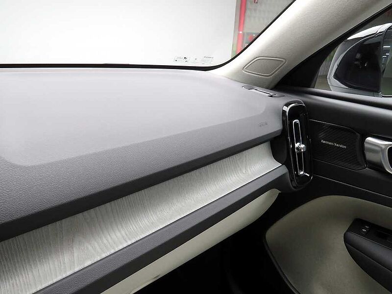 Volvo Ultra, B4 AWD 마일드 하이브리드, 가솔린, 다크