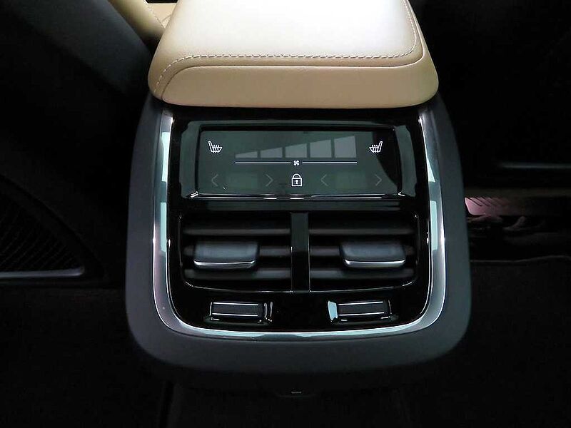 Volvo  Ultra, B5 마일드 하이브리드, 가솔린, 브라이트
