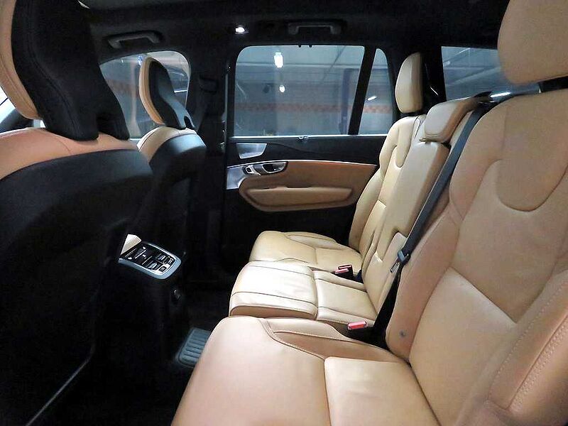 Volvo Recharge Ultimate, T8 AWD 플러그-인 하이브리드, 전기/가솔린, 브라이트, 7 좌석
