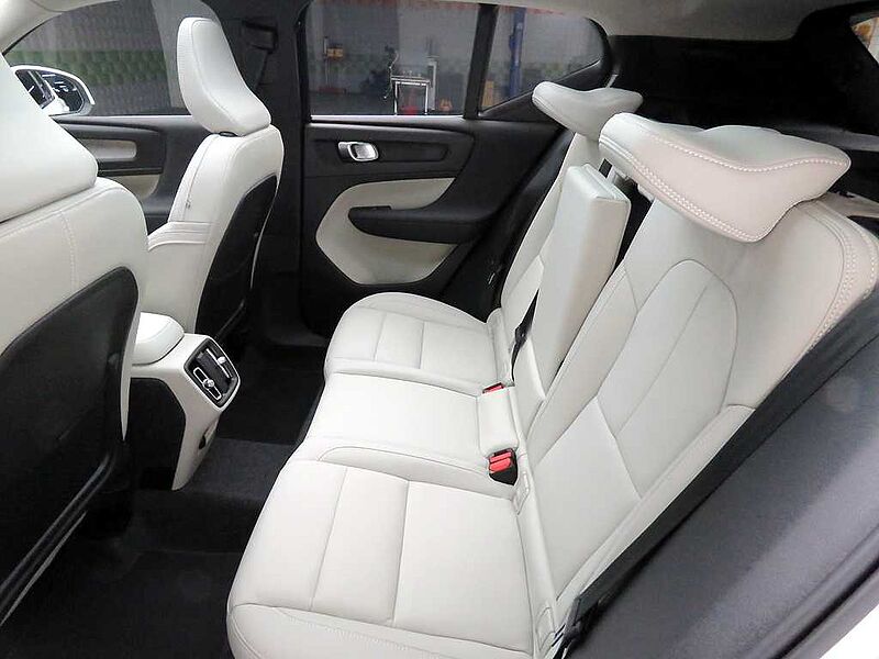 Volvo  Ultra, B4 AWD 마일드 하이브리드, 가솔린, 브라이트