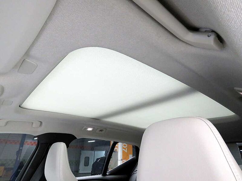 Volvo  Ultra, B4 AWD 마일드 하이브리드, 가솔린, 브라이트