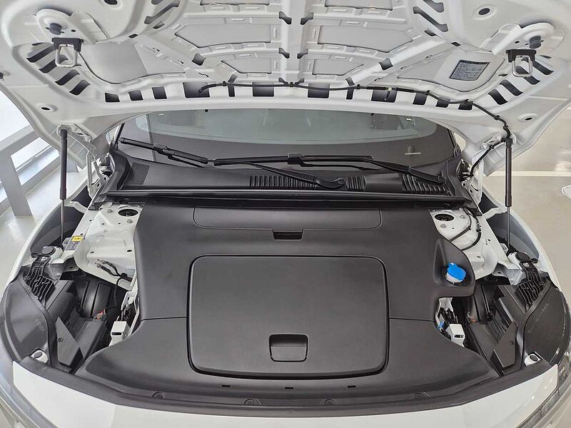 Volvo  Ultra, Single Motor Extended Range, 전기
