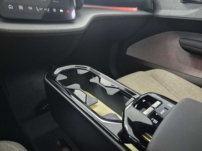 Volvo  Ultra, Single Motor Extended Range, 전기