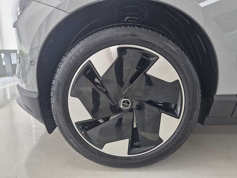 Volvo  Ultra, Single Motor Extended Range, 전기