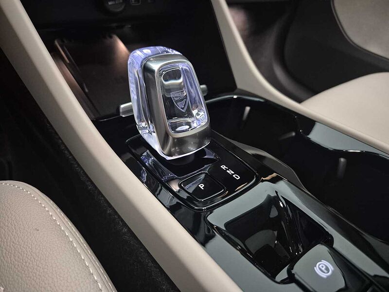 Volvo  Ultra, B4 AWD 마일드 하이브리드, 가솔린, 브라이트