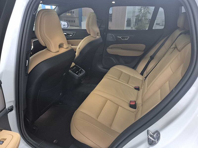 Volvo  Ultra, B5 AWD 마일드 하이브리드, 가솔린, 브라이트