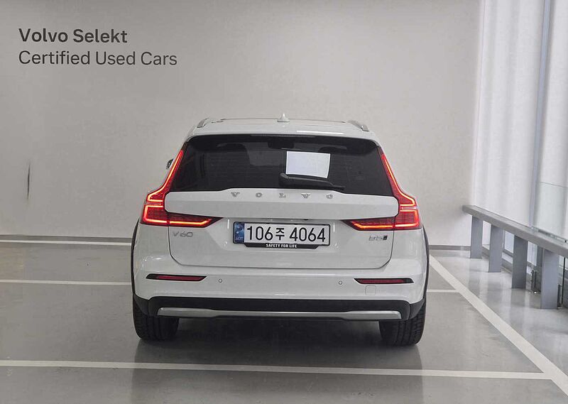 Volvo  Ultra, B5 AWD 마일드 하이브리드, 가솔린, 브라이트