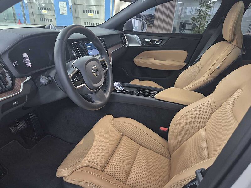 Volvo  Ultra, B5 AWD 마일드 하이브리드, 가솔린, 브라이트