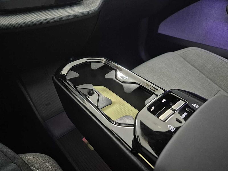 Volvo  Ultra, Single Motor Extended Range, 전기