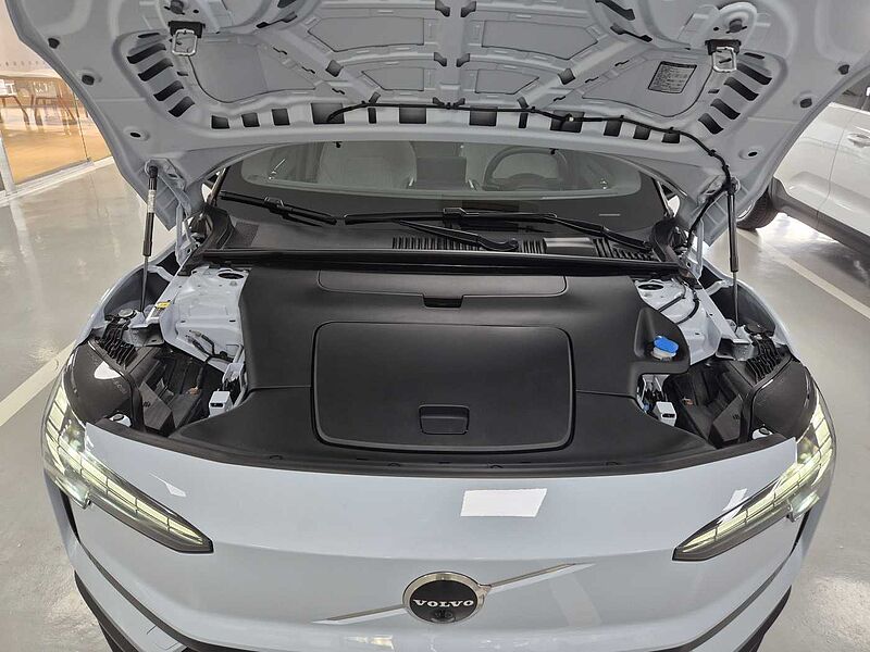 Volvo  Ultra, Single Motor Extended Range, 전기