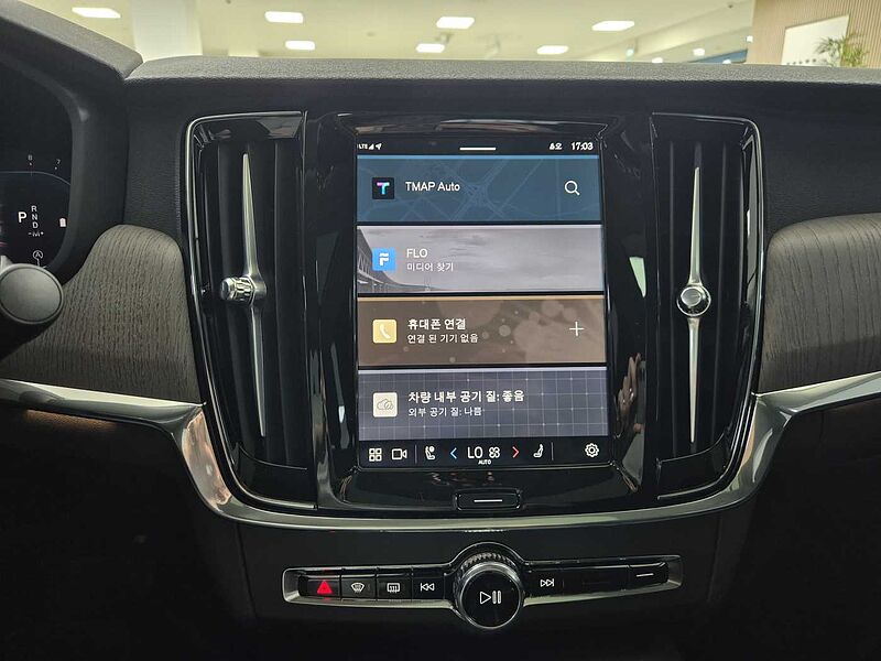 Volvo  Plus, B5 마일드 하이브리드, 가솔린