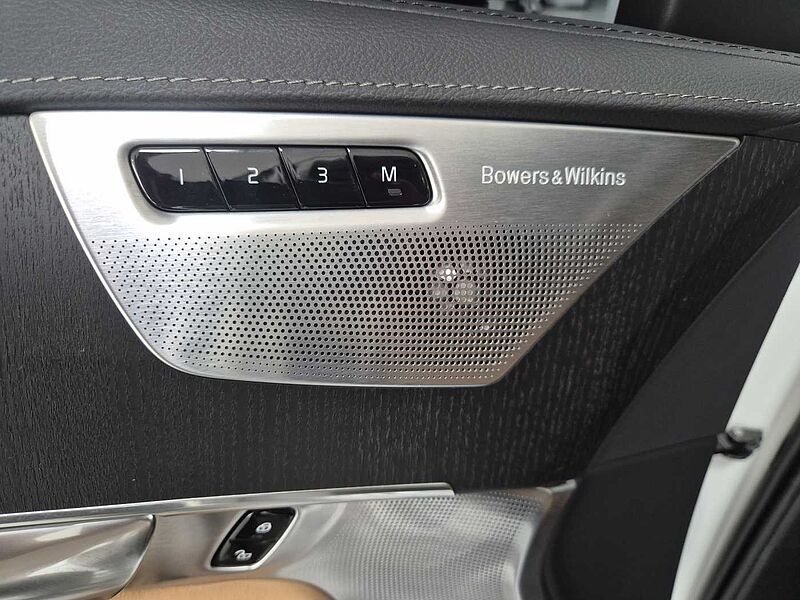 Volvo  Ultimate, B6 AWD mild hybrid, 가솔린, Bright, 7 좌석