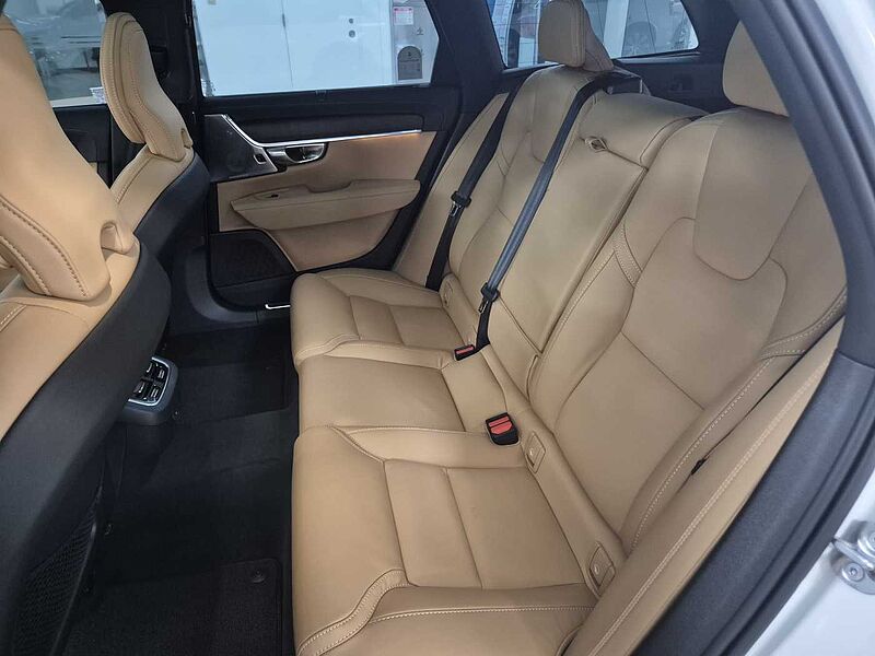 Volvo Ultra, B5 AWD 마일드 하이브리드, 가솔린, 브라이트