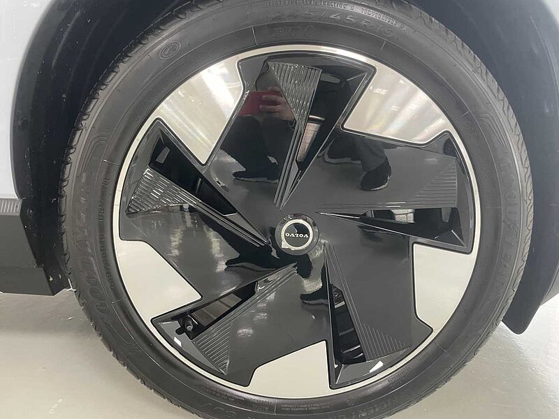 Volvo  Ultra, Single Motor Extended Range, 전기