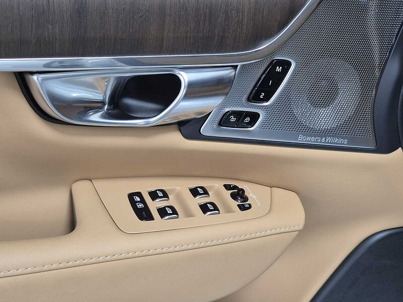 Volvo  Ultimate, B5 마일드 하이브리드, 가솔린, 브라이트