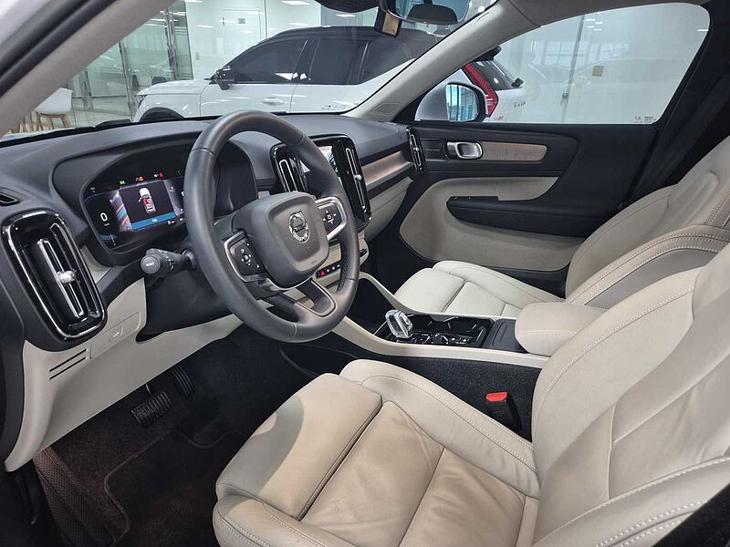 Volvo  Ultimate, B4 AWD mild hybrid, 가솔린, Bright