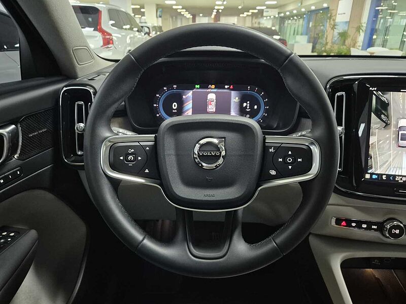 Volvo  Ultimate, B4 AWD mild hybrid, 가솔린, Bright