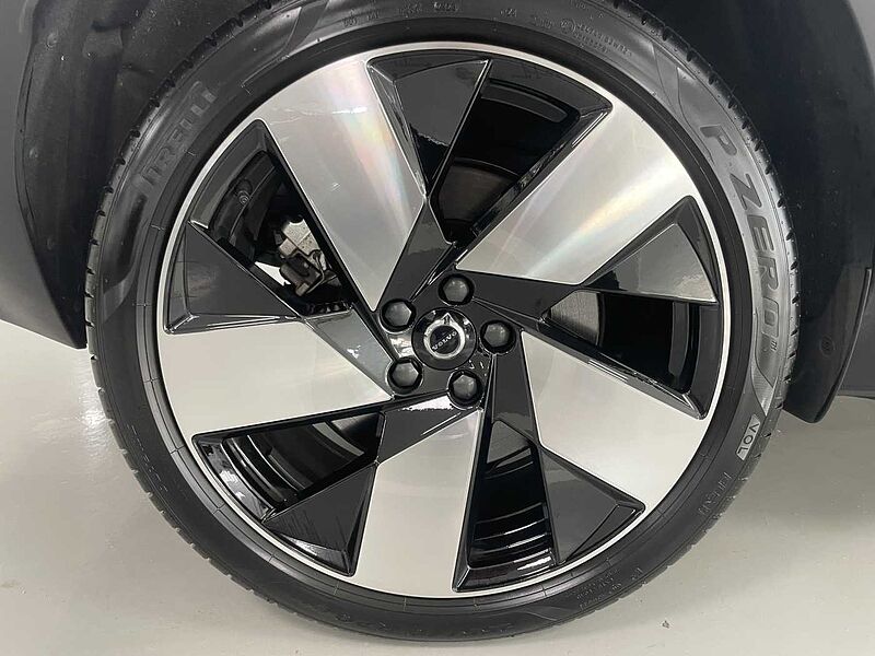 Volvo  Ultra, Single Motor Extended Range, 순수 전기