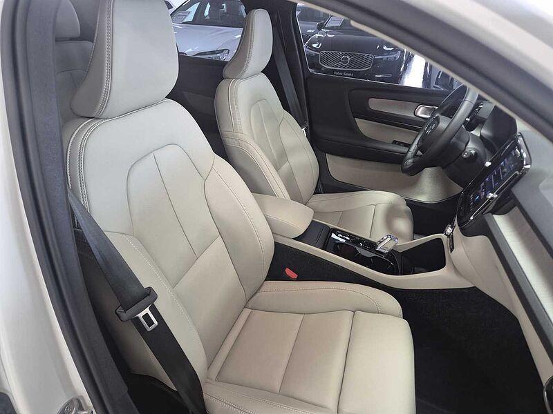 Volvo  Ultra, B4 AWD 마일드 하이브리드, 가솔린, 브라이트