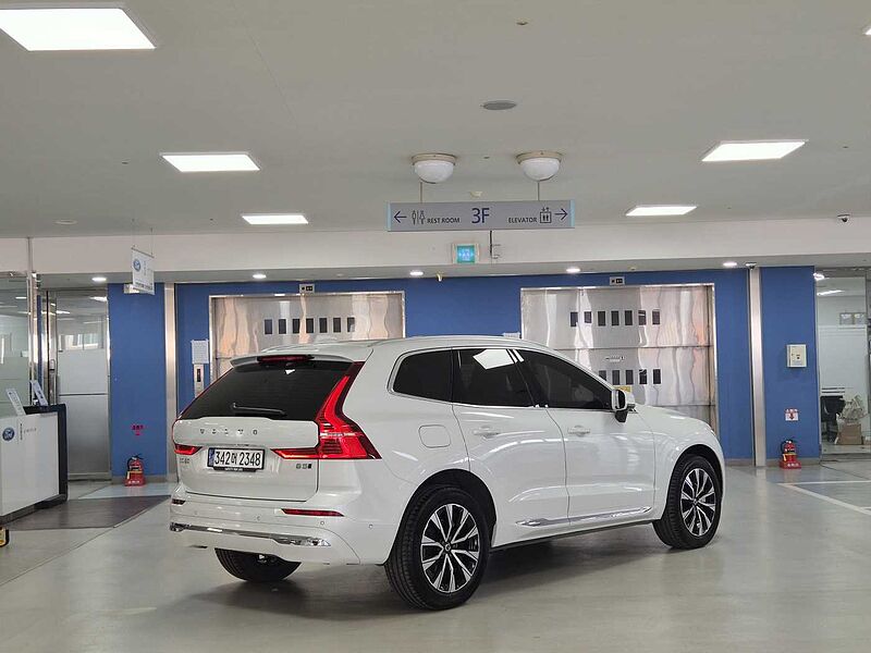 Volvo  Ultimate, B5 AWD mild hybrid, 가솔린, Bright