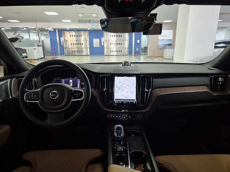 Volvo  Ultimate, B5 AWD mild hybrid, 가솔린, Bright
