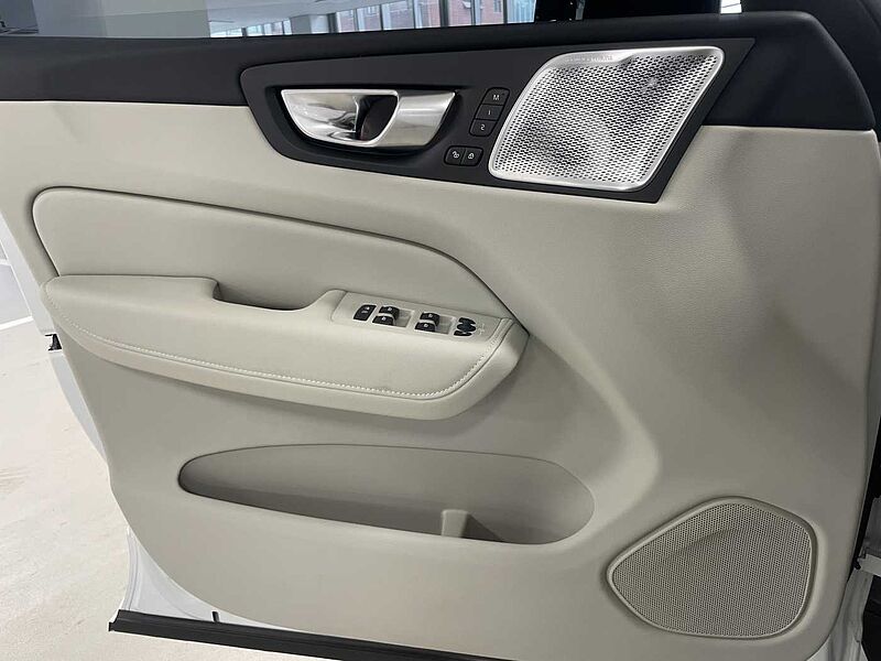 Volvo Ultra, B5 AWD 마일드 하이브리드, 가솔린, 다크