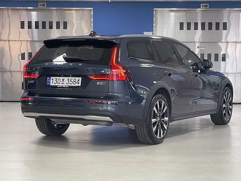 Volvo Ultimate, B5 AWD 마일드 하이브리드, 가솔린, 브라이트