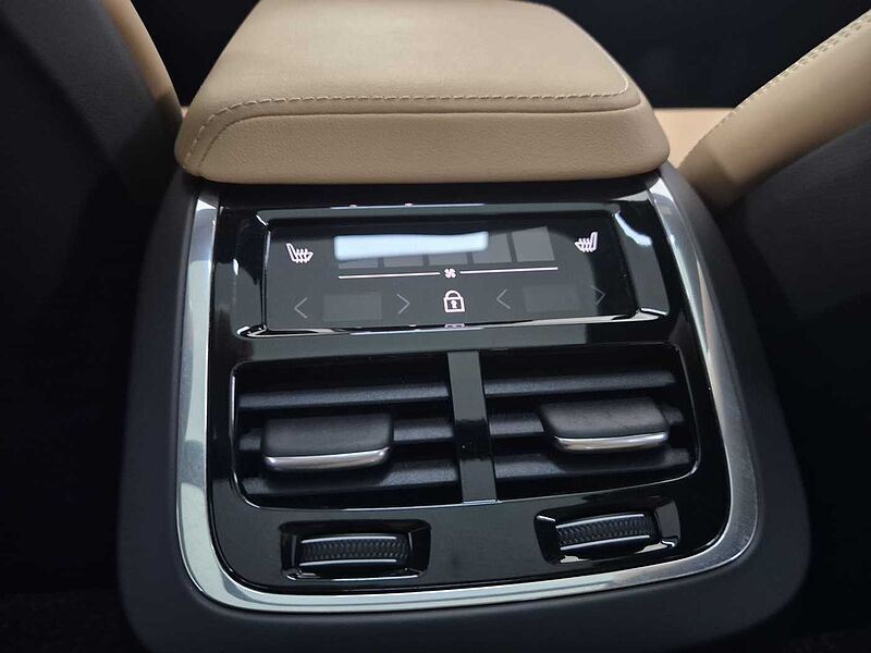 Volvo Ultra, B5 AWD 마일드 하이브리드, 가솔린, 브라이트