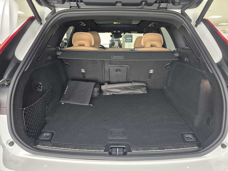 Volvo Ultra, B5 AWD 마일드 하이브리드, 가솔린, 브라이트