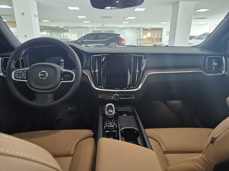Volvo Ultra, B5 AWD 마일드 하이브리드, 가솔린, 브라이트