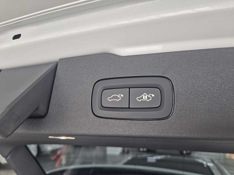 Volvo Ultra, B5 AWD 마일드 하이브리드, 가솔린, 브라이트